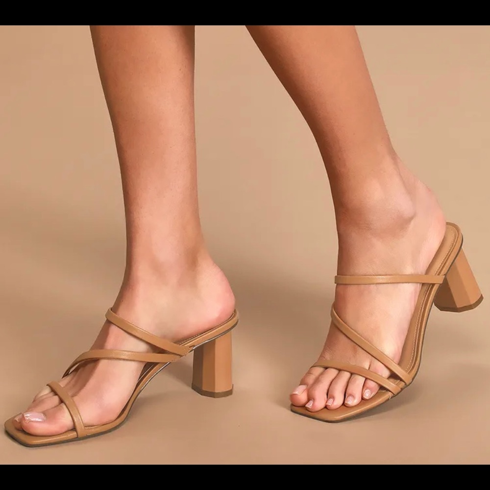 Marc Fisher Aliana block heel leather sandals